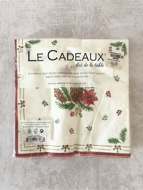 Le Cadeaux Christmas Napkins, Triple-Ply, Tissue Paper, Soft touch, Packg of 20